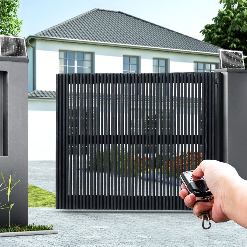 Lockmaster Single Swing Gate Opener 600KG 20W Solar Panel